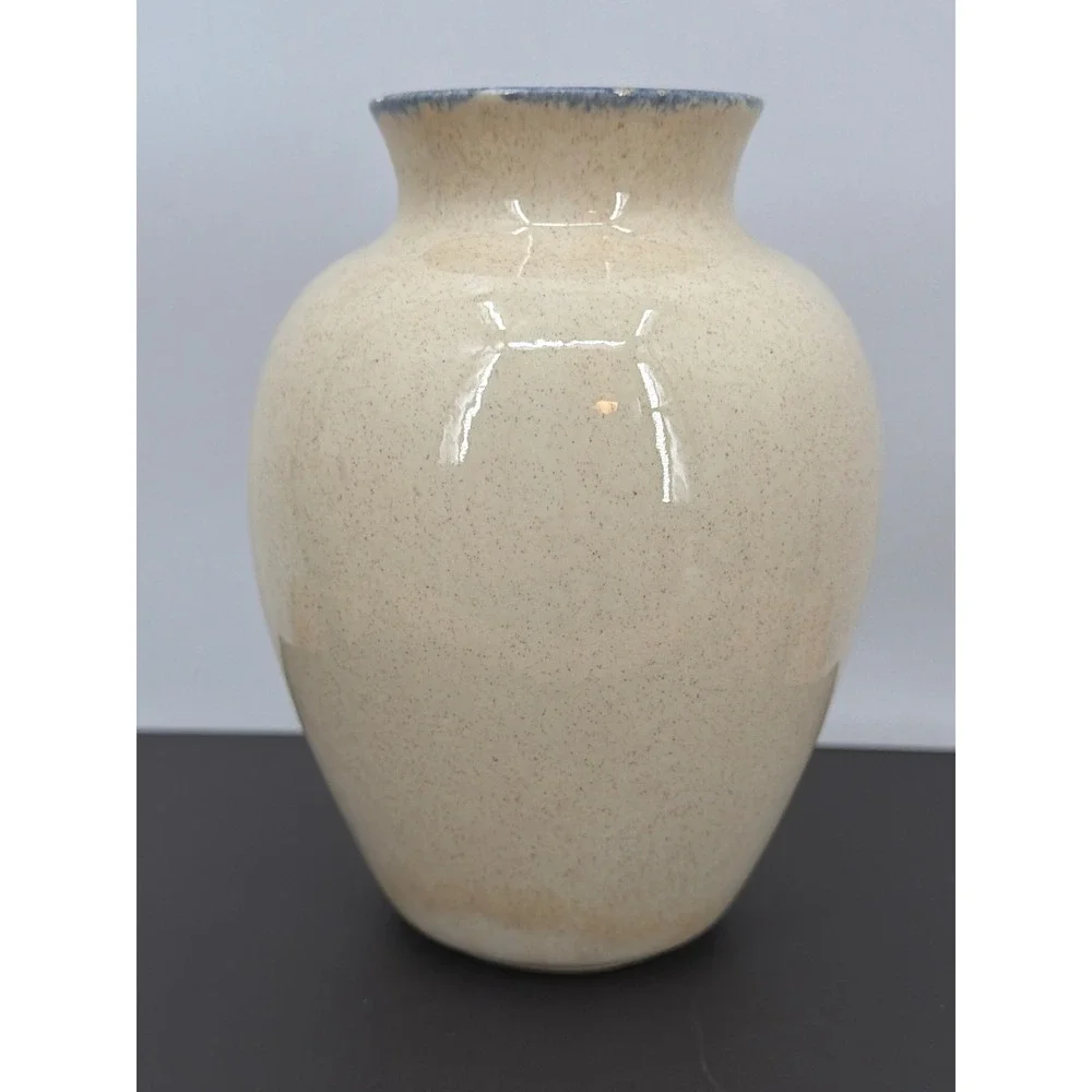 Vintage Hand Painted Blueberry Stoneware Pottery Vase Blue Sponged Rim 6 Inch